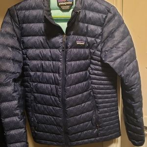 Patagonia down sweater, size M